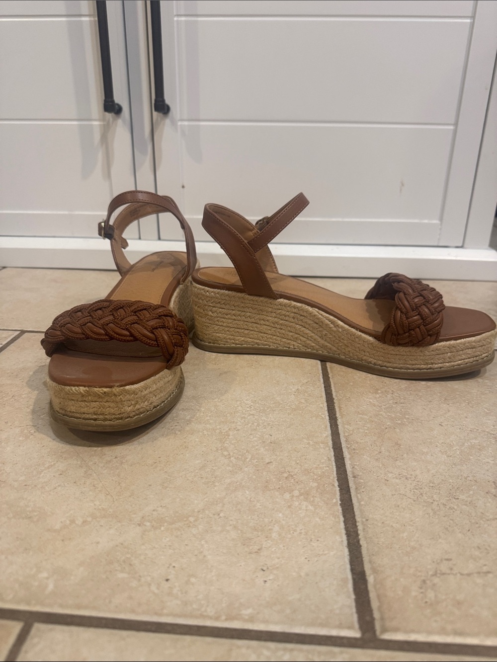 Time and Tru Woven Platform Sandals